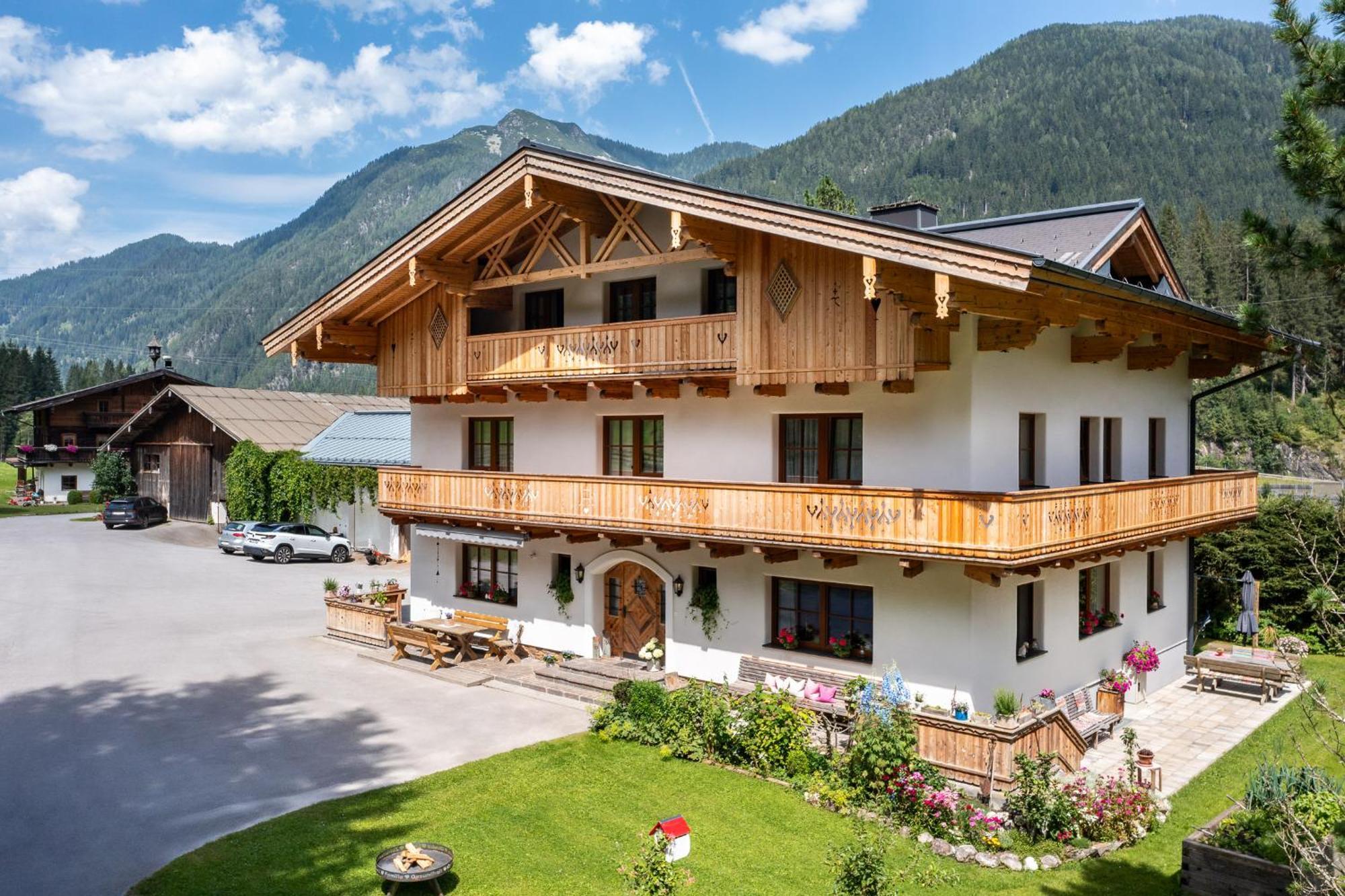 Pension Walchauhof Flachau Exterior foto
